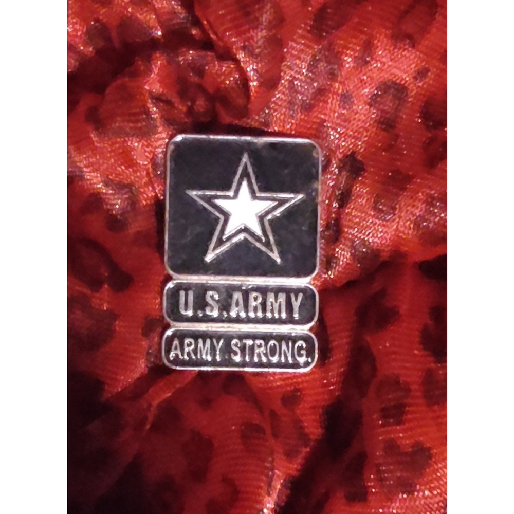 Vintage US Army Army Strong Lapel Pin